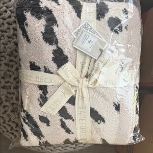 Barefoot Dreams CozyChic Safari Blanket - Cream and Black